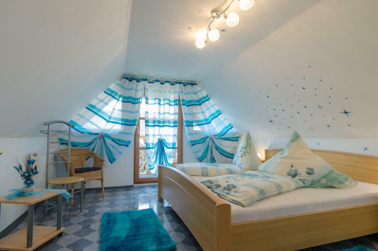 Haus Sonnenschein Apartamento Goessweinstein Exterior foto